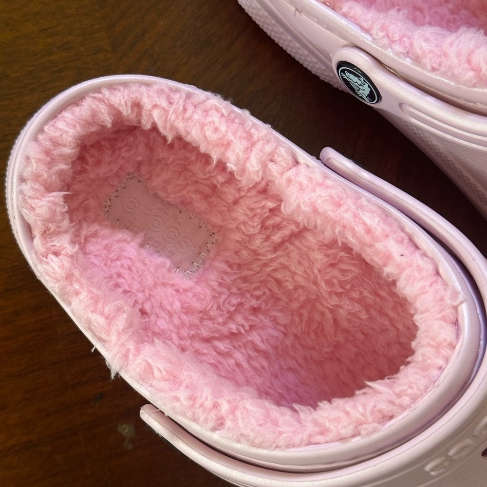 crocs baya faux shearling lined clog Ballerina pink - Picture 7 of 8